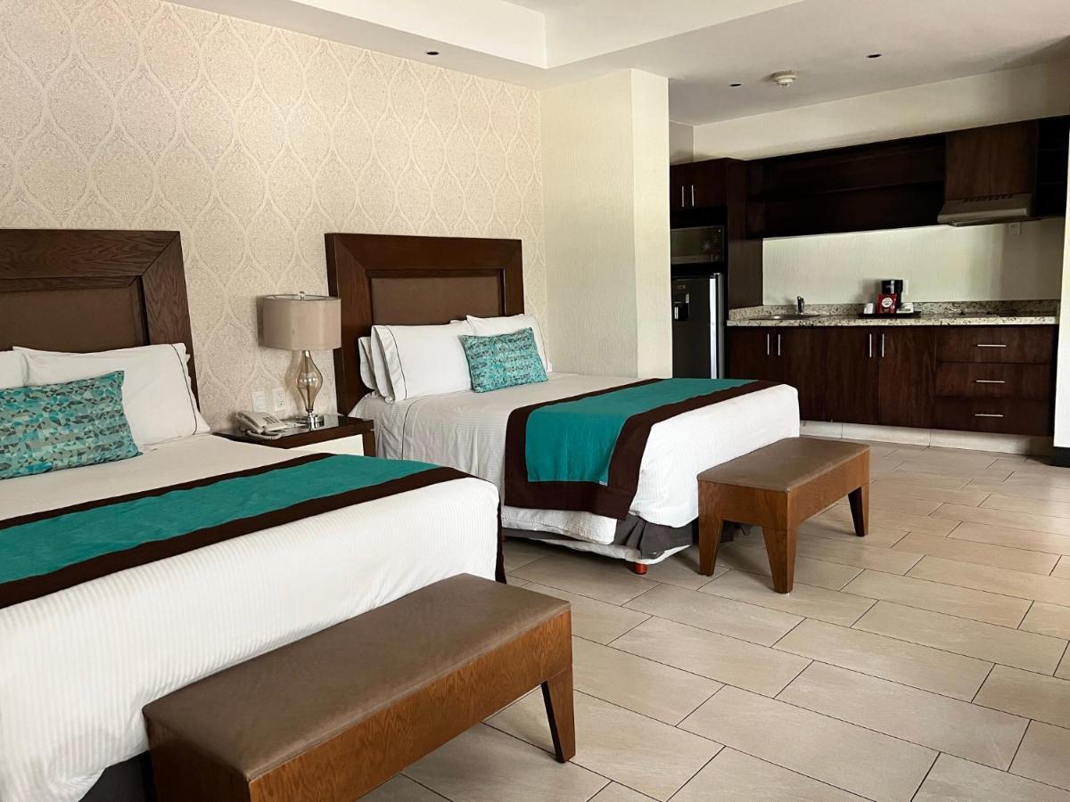 Aurea Hotel And Suites Zapopan Exterior foto