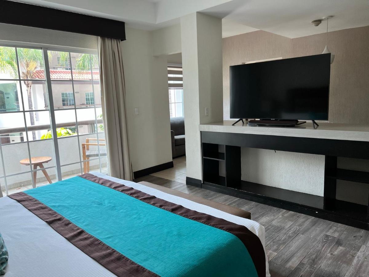 Aurea Hotel And Suites Zapopan Exterior foto